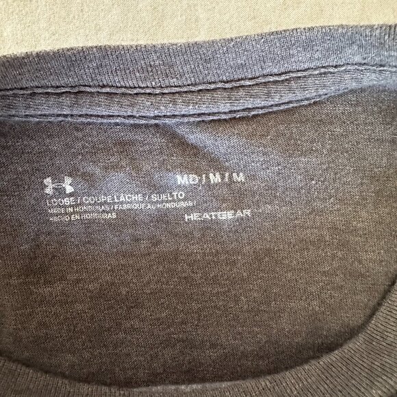 Under Armour Women’s M Grey HeatGear Long Sleeve Top Loose Fit Performance-A221 - Picture 2 of 7
